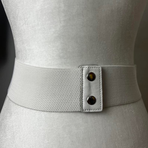 sparkly silver belt - Picture 2 of 3